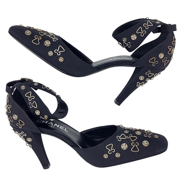 CHANEL 2003 Snap Collection Ankle Strap Pumps With Metal Snaps & Hooks Black 38 - Picture 8 of 16